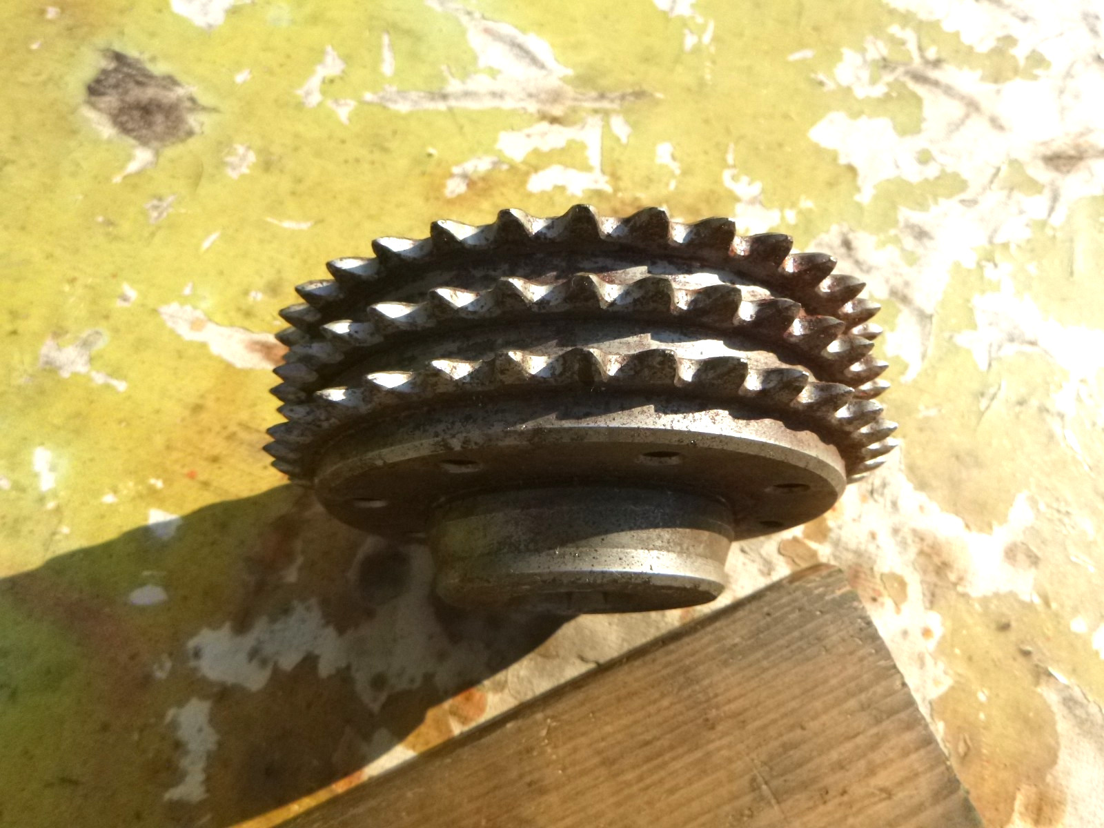 O.E.M. HARLEY DAVIDSON SPORTSTER ENGINE SPROCKET 40241-02 O.E.M. HARLEY DAVIDSON SPORTSTER ENGINE SPROCKET 40241-02
