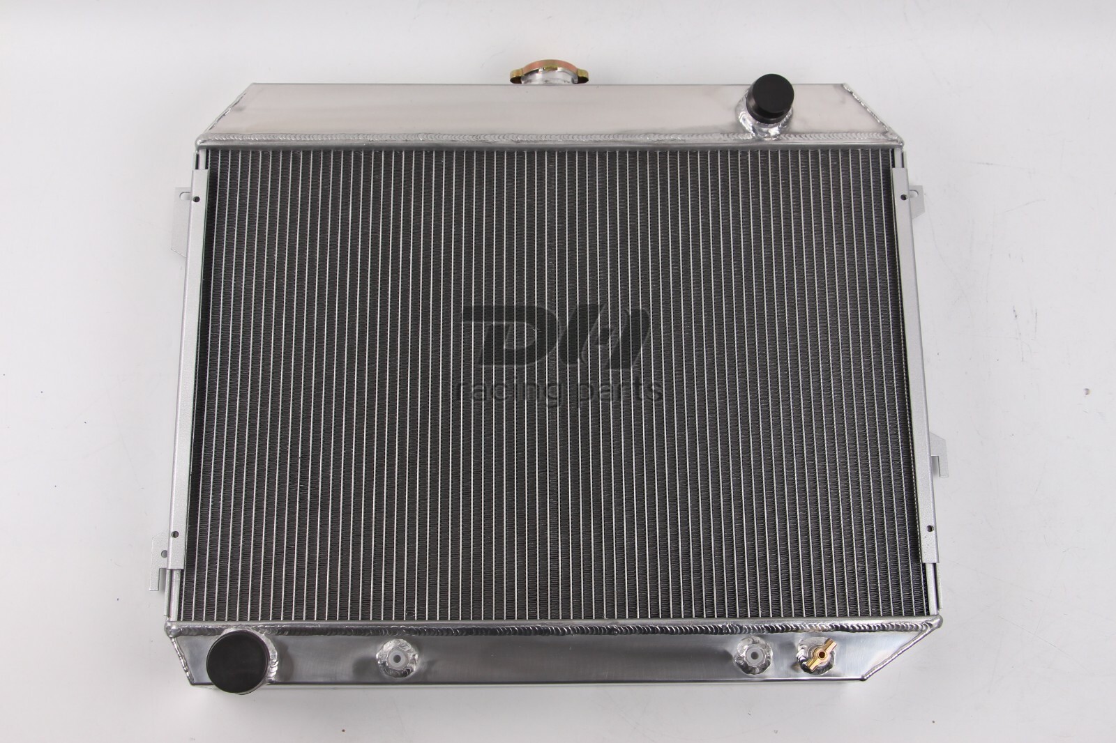 4-ROW ALUMINUM RACING RADIATOR FOR 1968-1974 DODGE MOPAR PLYMOUTH BIG BLOCK V8 4-ROW ALUMINUM RACING RADIATOR FOR 1968-1974 DODGE MOPAR PLYMOUTH BIG BLOCK V8