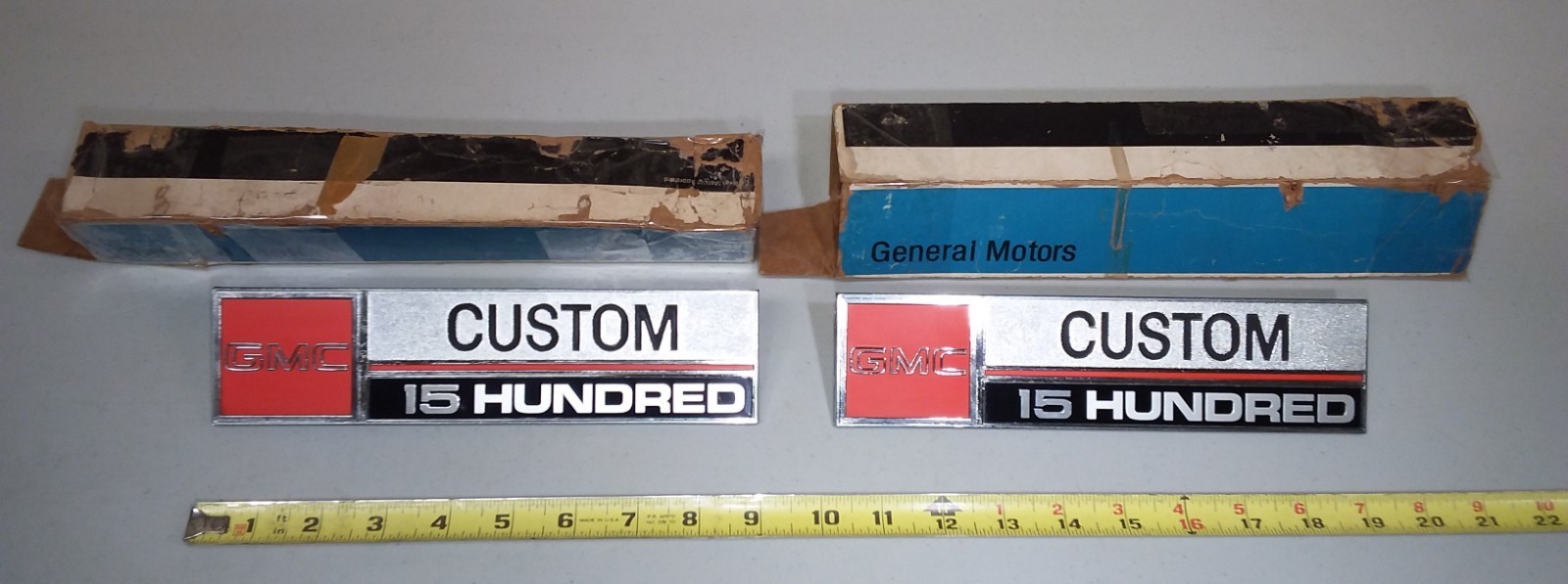 NOS 73 74 GMC 1500 Custom Pickup Truck Jimmy Suburban front fender emblem pair