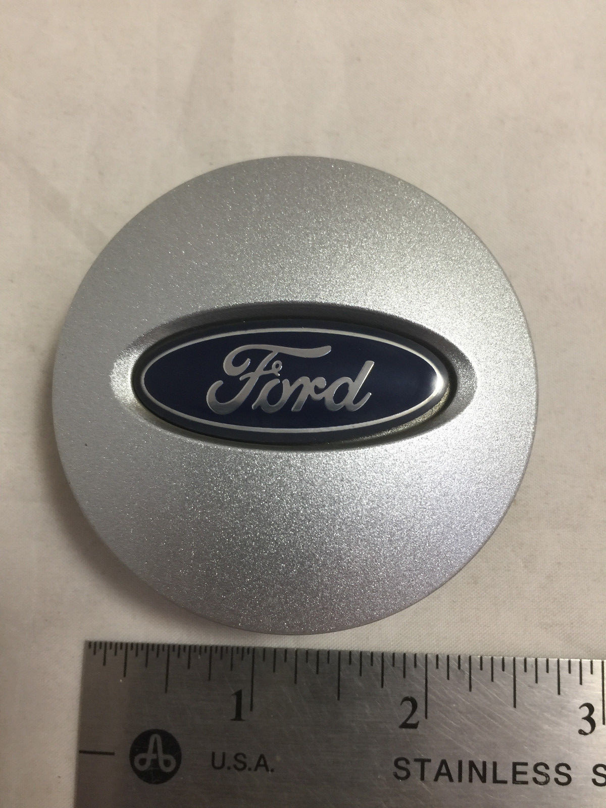 2006-15 Ford Edge Explorer Flex Taurus Center Hubcap Hub Cap OE 6F23 1A096 BA 2006-15 Ford Edge Explorer Flex Taurus Center Hubcap Hub Cap OE 6F23 1A096 BA