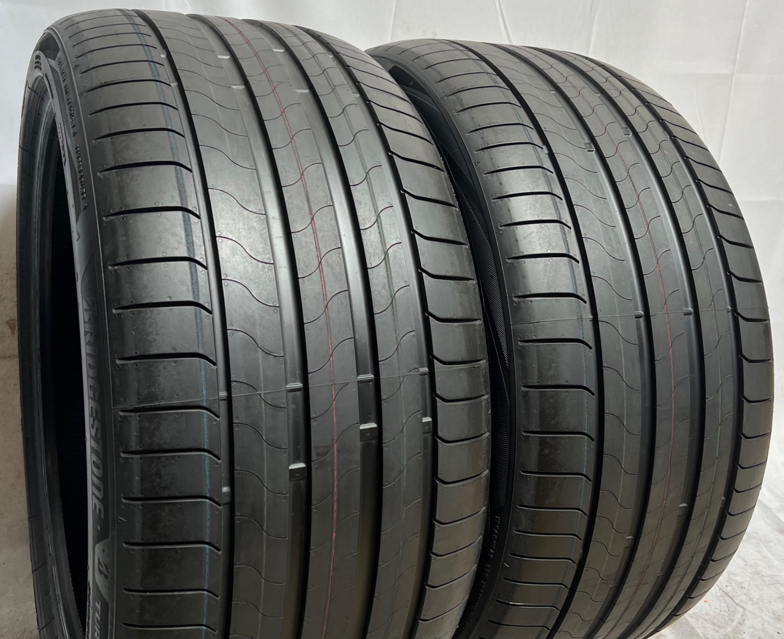 2 - Like NEW 285/35R21 XL (105Y) Bridgestone Turanza 6 Enliten (*) BMW OE - N073