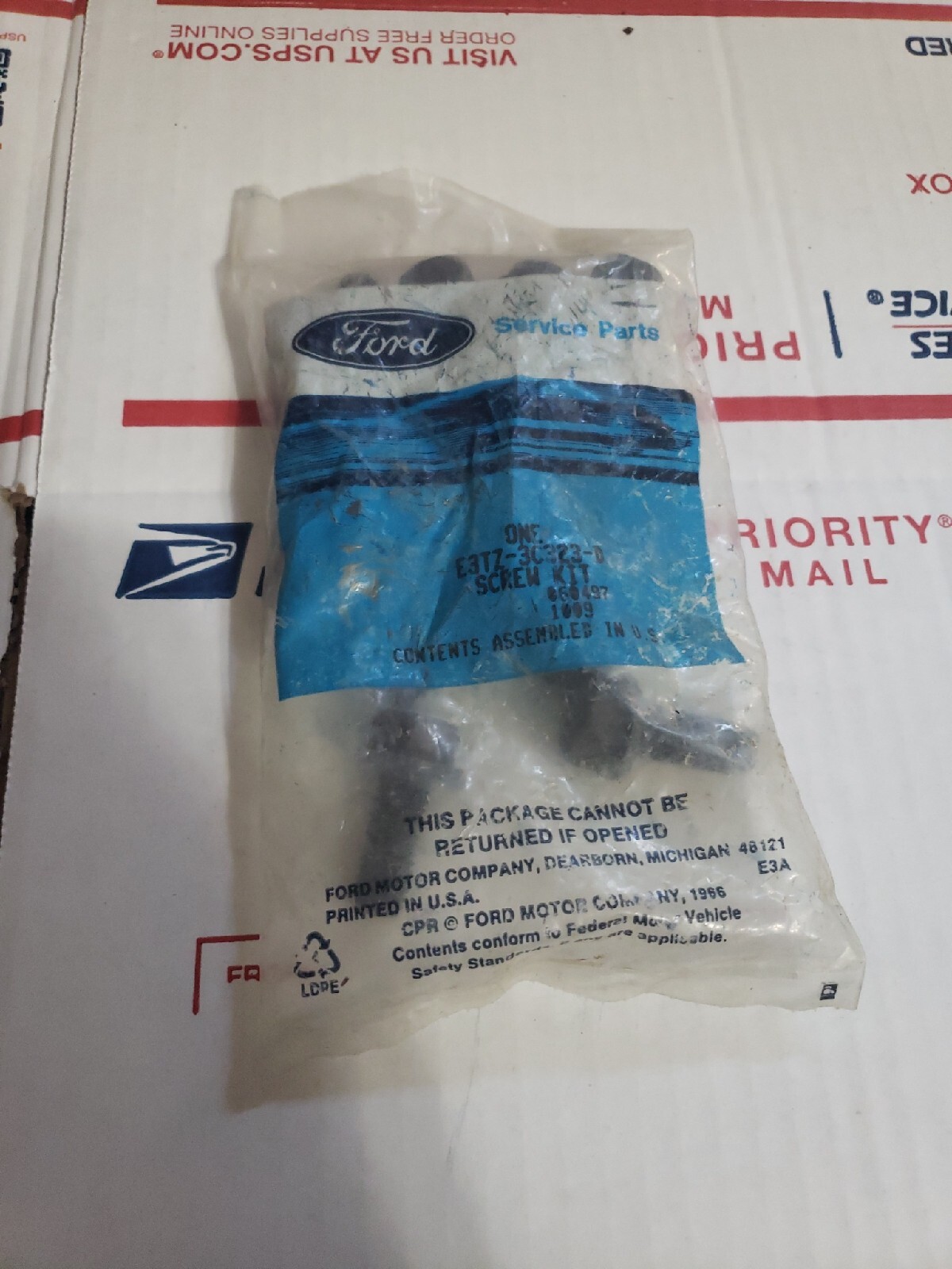 NOS 1983 - 1989 Ford Ranger Front Axle Carrier Bolts KIT E3TZ-3C323-D OEM FORD NOS 1983 - 1989 Ford Ranger Front Axle Carrier Bolts KIT E3TZ-3C323-D OEM FORD