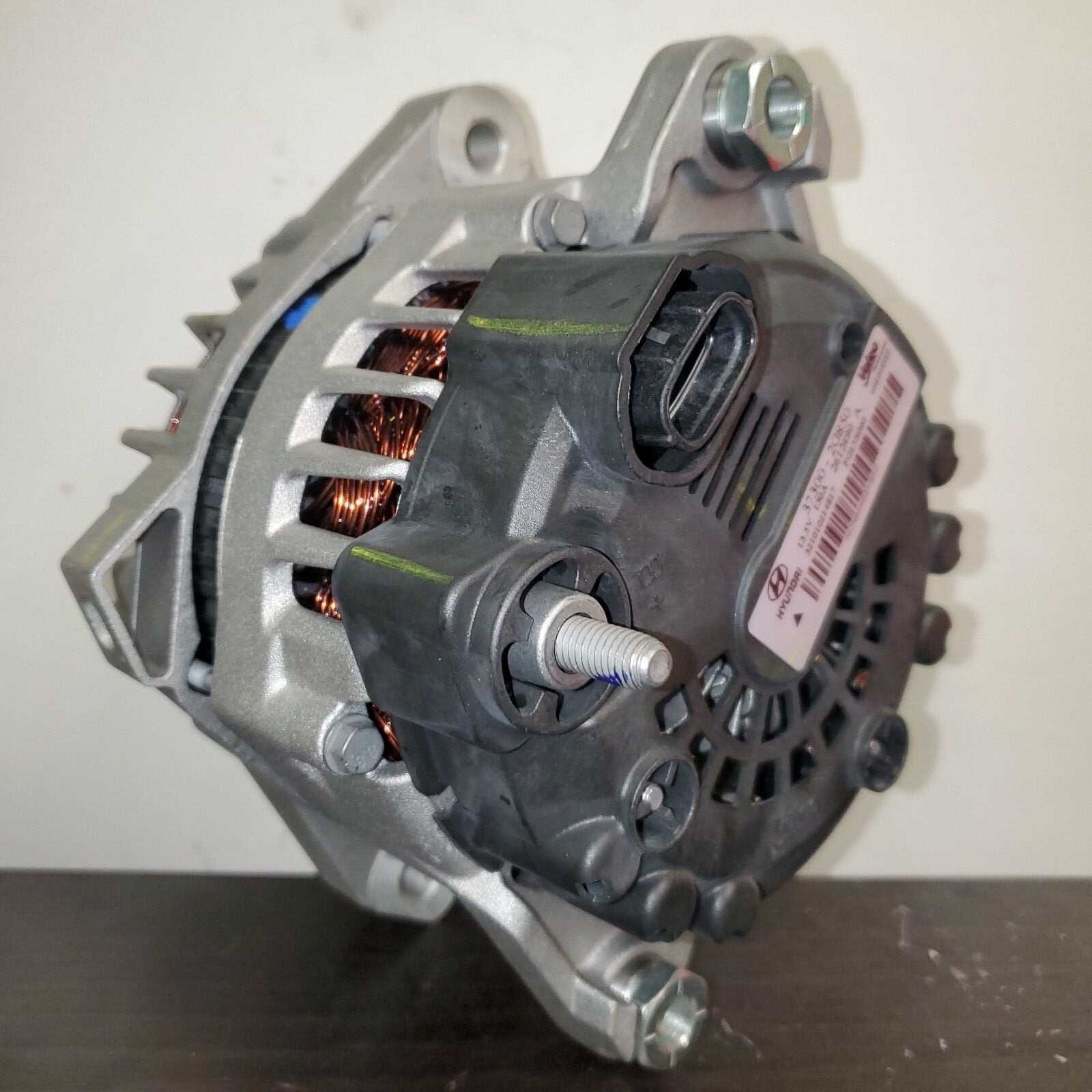 Kia Sorento L4 2.4Liter 2012-2013-2014 OEM/Genuine Alternator /RR_Alternator