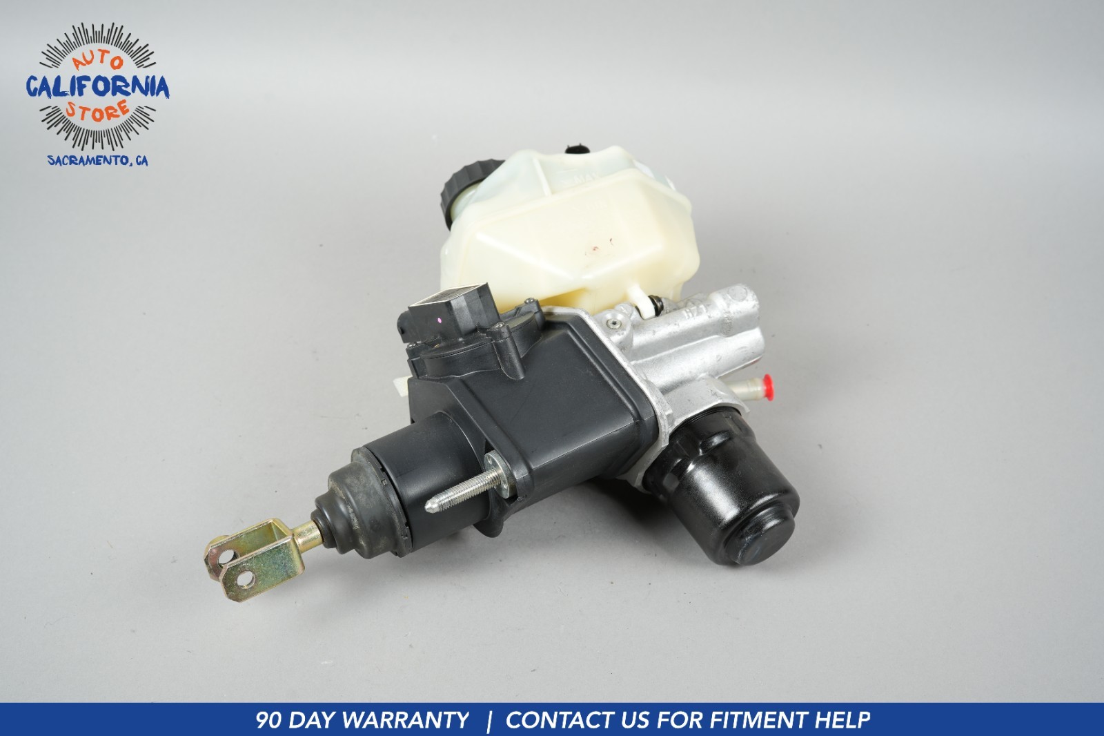 03-08 Mercedes R230 CLS500 SL500 Brake Booster Master Cylinder Reservoir OEM 03-08 Mercedes R230 CLS500 SL500 Brake Booster Master Cylinder Reservoir OEM
