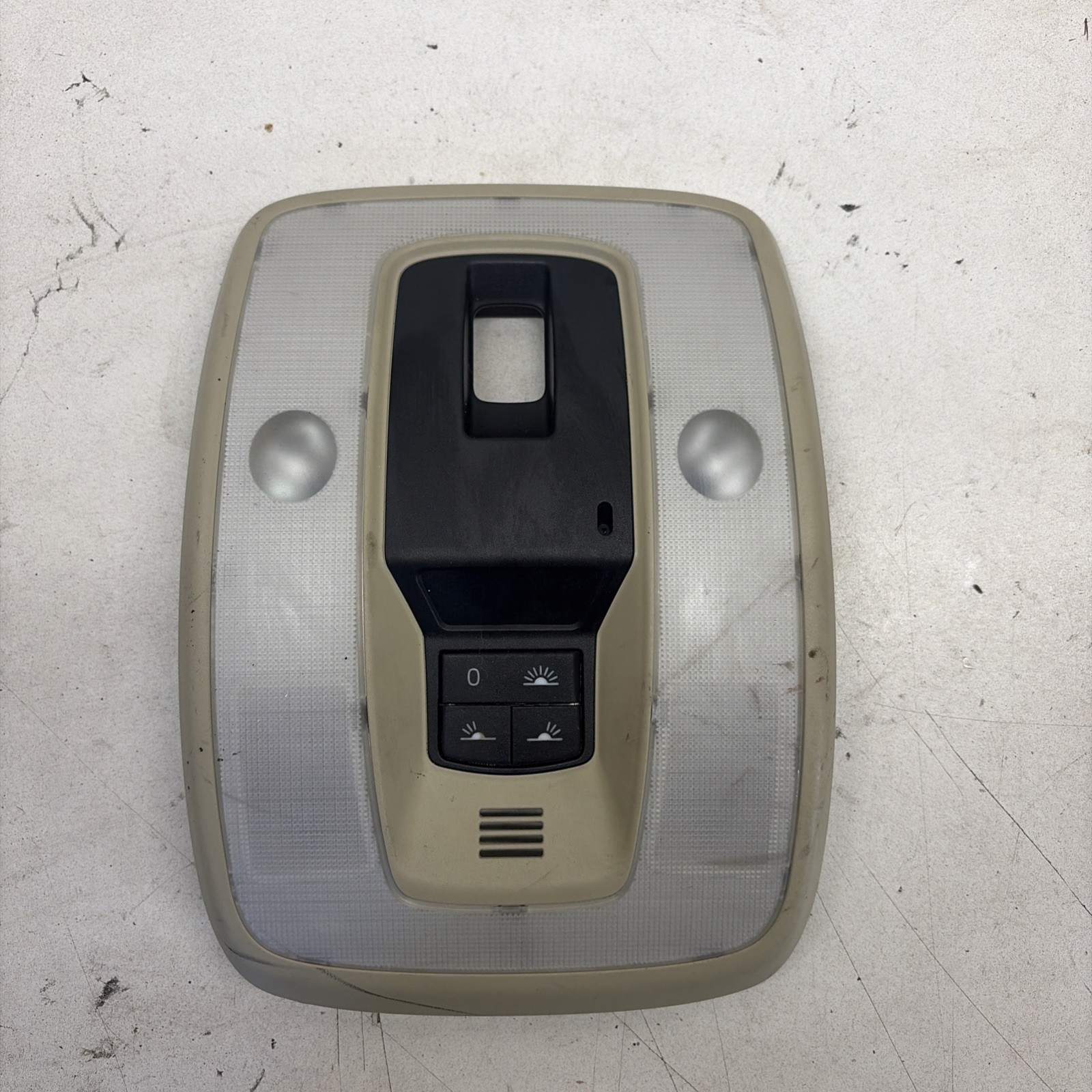 08-13 Volvo C30 S40 V50 Front Upper Overhead Dome Console Light Assembly SILVER