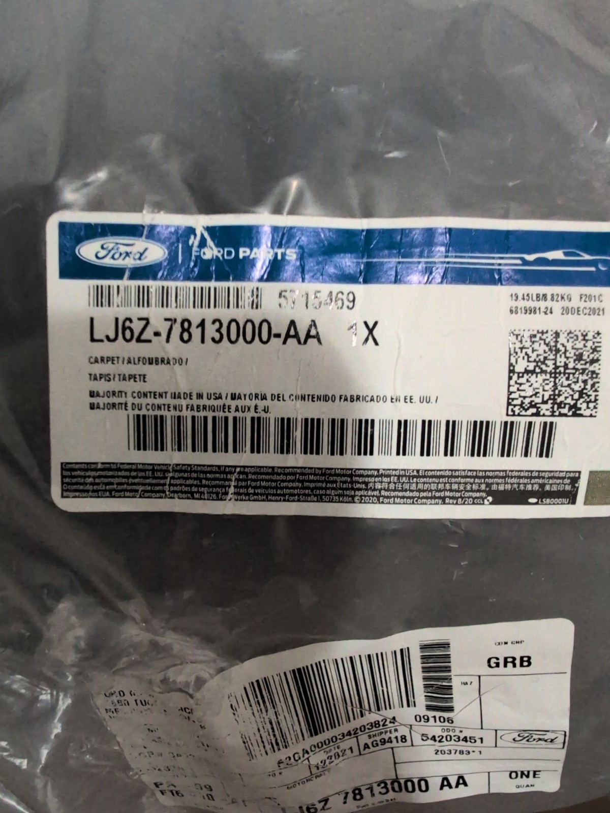 2020-21 Ford Escape New molded black floor carpet assembly LJ6Z-7813000-AA 2020-21 Ford Escape New molded black floor carpet assembly LJ6Z-7813000-AA