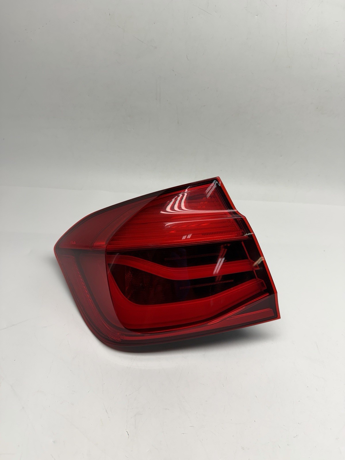 16-18 BMW 3 Series F30 LCI Sedan Rear Left Outer Tail Light Quarter Mounted OEM