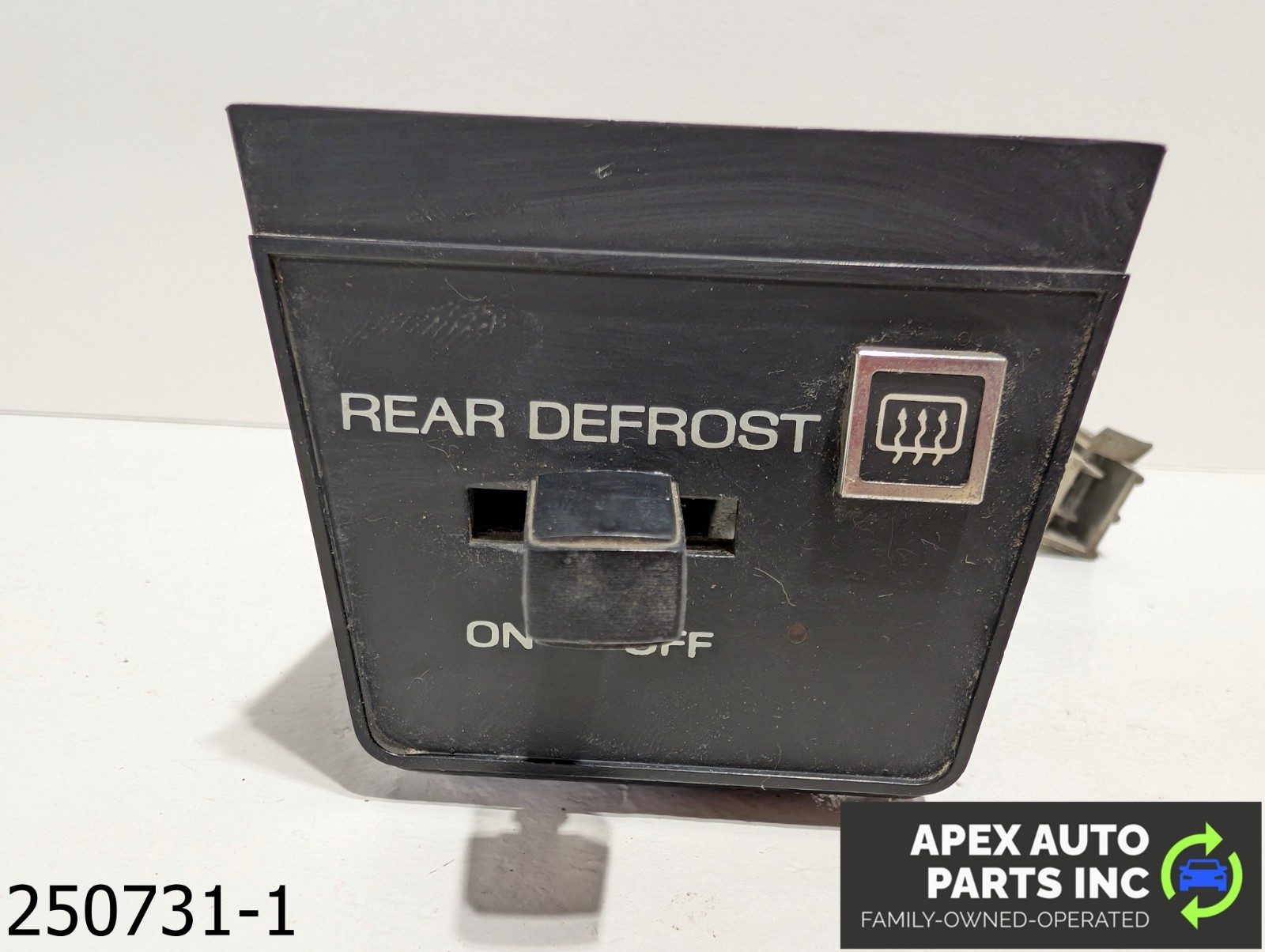 OEM 1980-1986 Ford Bronco 5.0L REAR WINDOW DEFROST SWITCH