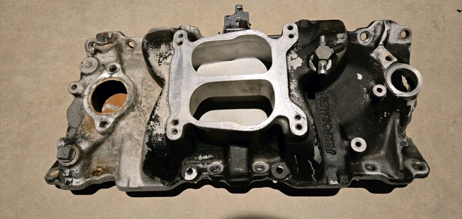 EDELBROCK Performer Aluminum Intake Manifold #2101 For Chevy Small Block 327/350