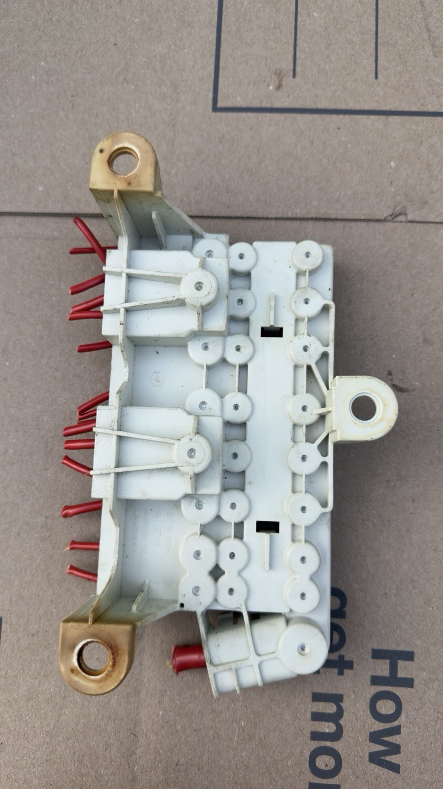 1995-2003 BMW E38 E39 FRONT POWER DISTRIBUTION FUSE BOX HOLDER OEM 61138387544 1995-2003 BMW E38 E39 FRONT POWER DISTRIBUTION FUSE BOX HOLDER OEM 61138387544