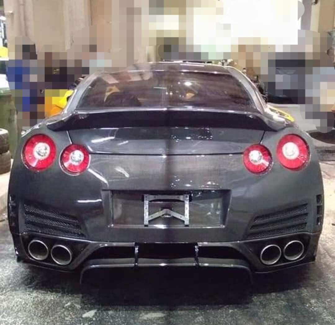 09-20 Fit For Nissan GTR R35 Ducktail Carbon Fiber Spoiler Lid 09-20 Fit For Nissan GTR R35 Ducktail Carbon Fiber Spoiler Lid