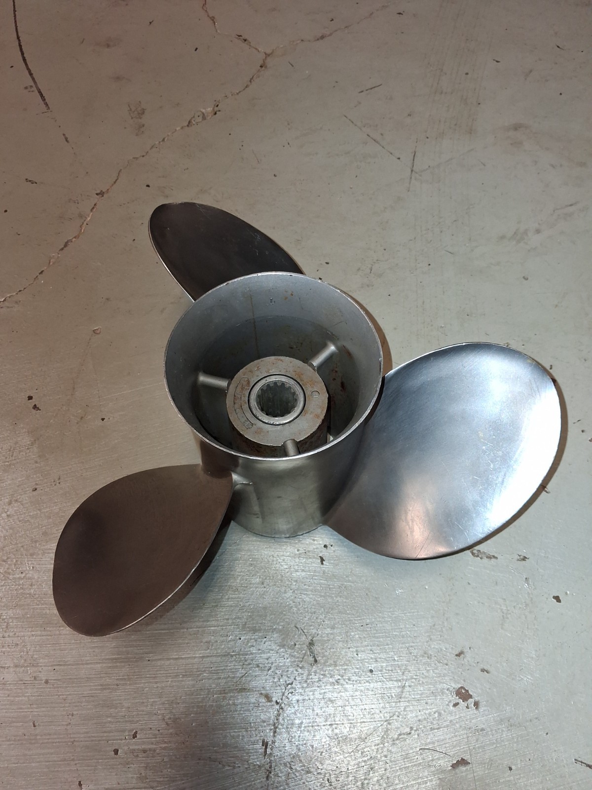 OEM 150hp Mercury Outboard Propeller 48-75724A4 23P 175hp 200hp Stainless OEM 150hp Mercury Outboard Propeller 48-75724A4 23P 175hp 200hp Stainless