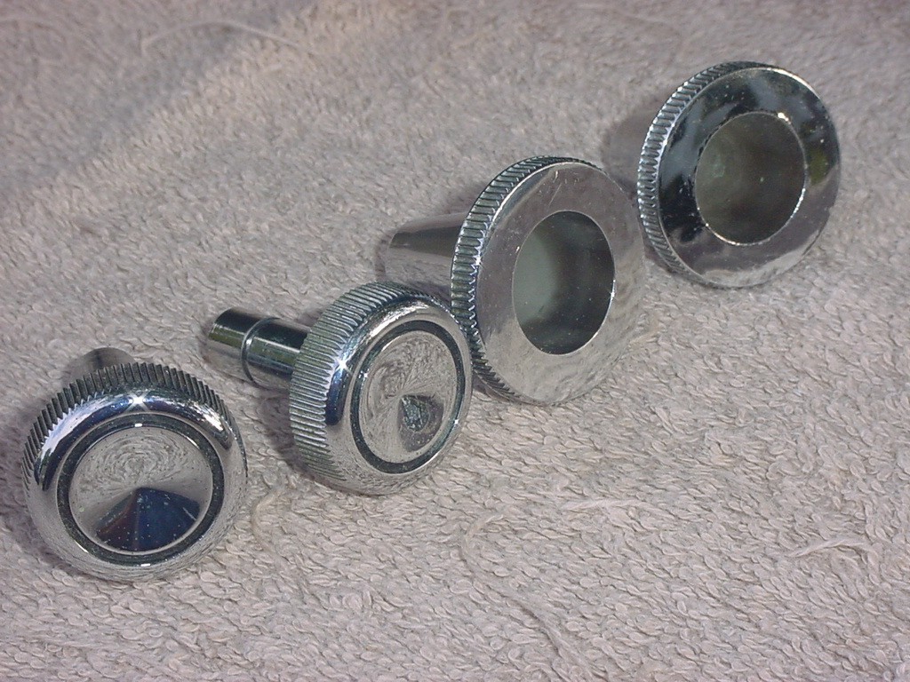 1968 68 67 FORD MUSTANG MACH 1 COBRA JET 429 FASTBACK AM FM RADIO KNOBS CONSOLE