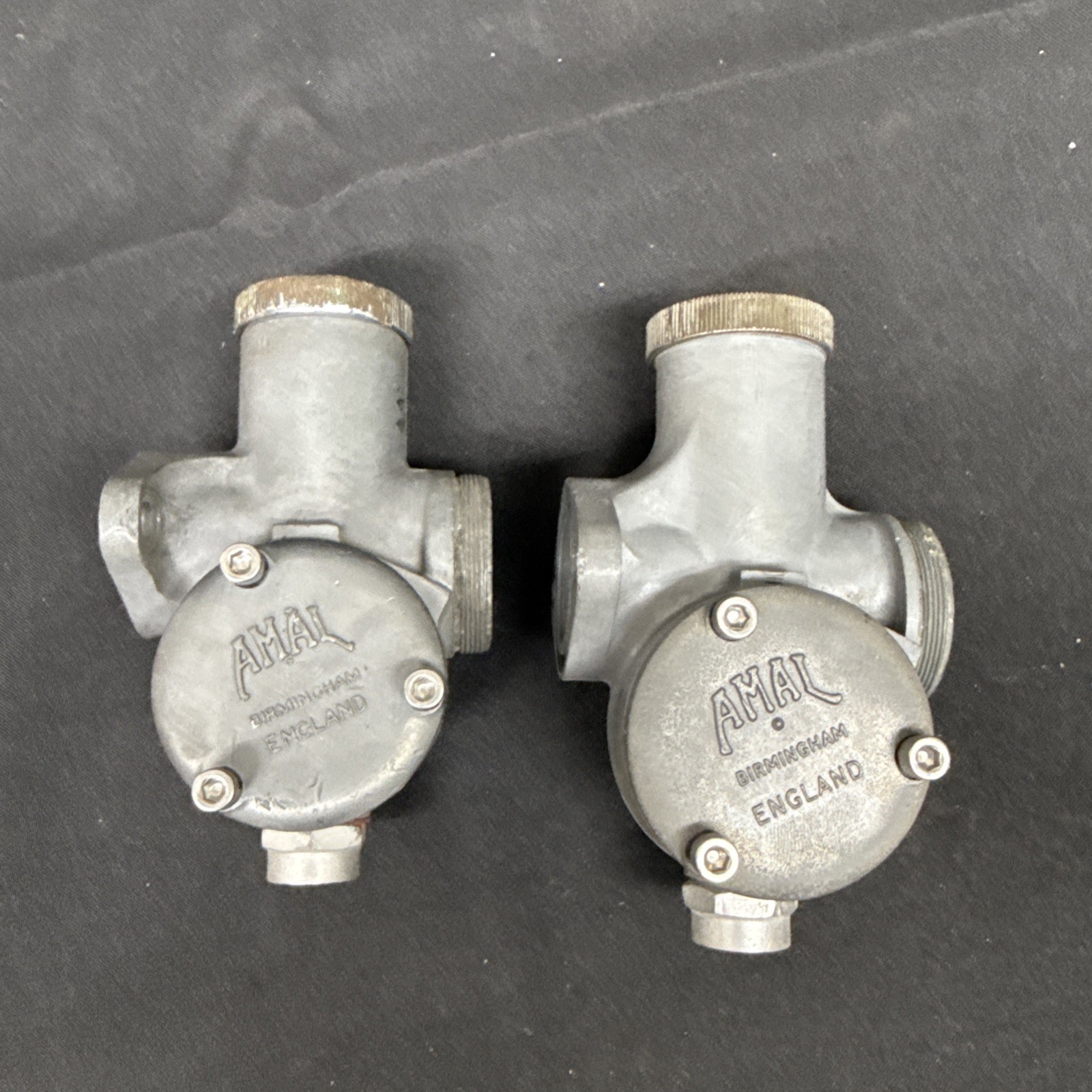 Pair Of Amal 376 Carburetors Vintage Triumph Norton BSA #0128 Pair Of Amal 376 Carburetors Vintage Triumph Norton BSA #0128
