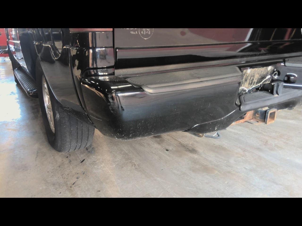(LOCAL PICKUP ONLY) Rear Bumper Fits 99-00 ESCALADE 724918