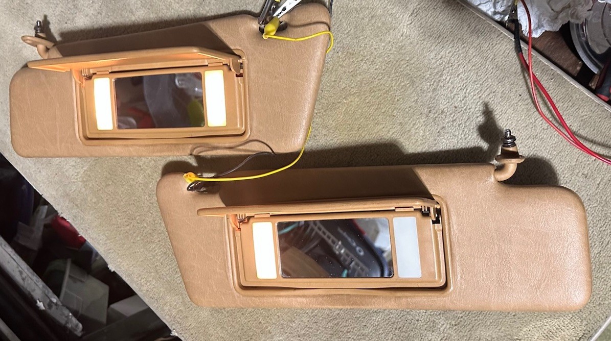 MERCEDES Early W124 W201 LEFT & RIGHT SUN VISORS 300E D TD 190E PALOMINO