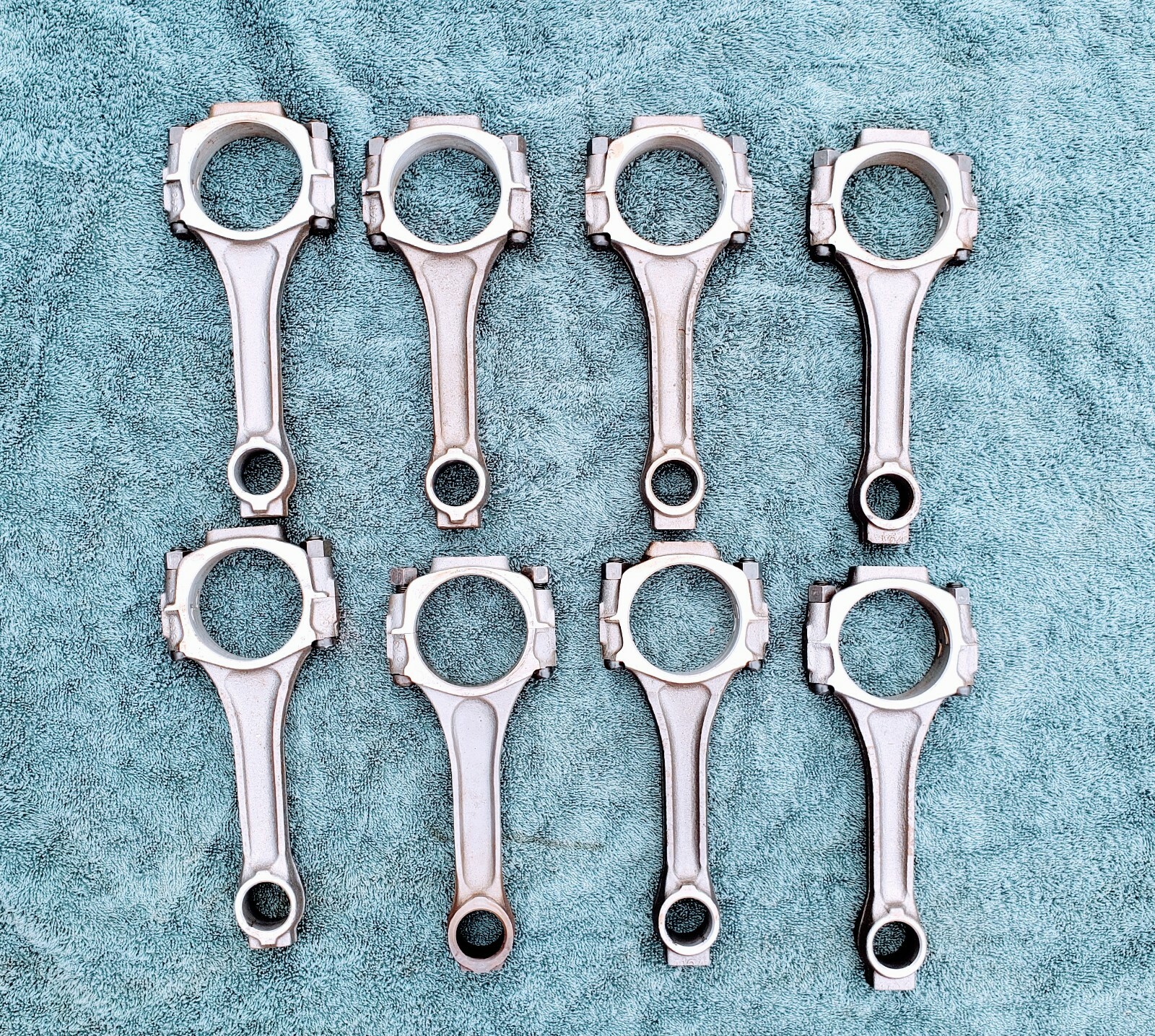 3/8 Connecting Rod Bore 2.3252 BB Chevrolet 366 396 402 427 454 Set Of 8 3/8 Connecting Rod Bore 2.3252 BB Chevrolet 366 396 402 427 454 Set Of 8