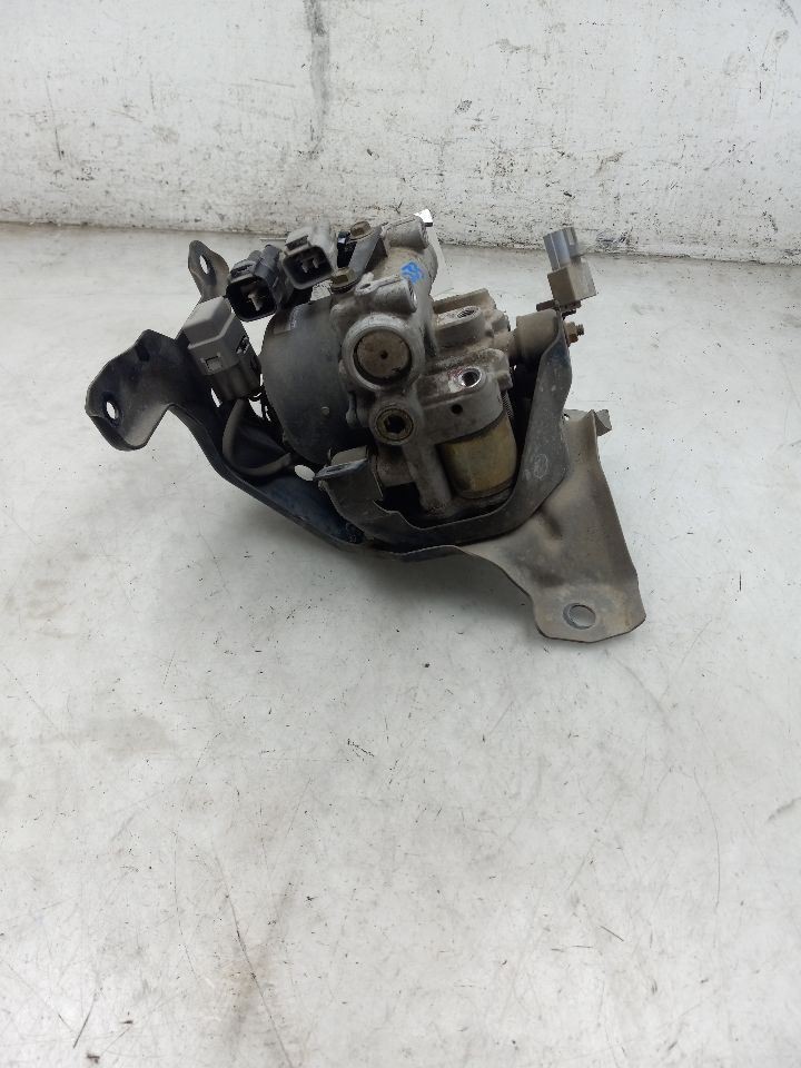 93-98 TOYOTA LAND CRUISER ANTI-LOCK BRAKE ACTUATOR ABS PUMP