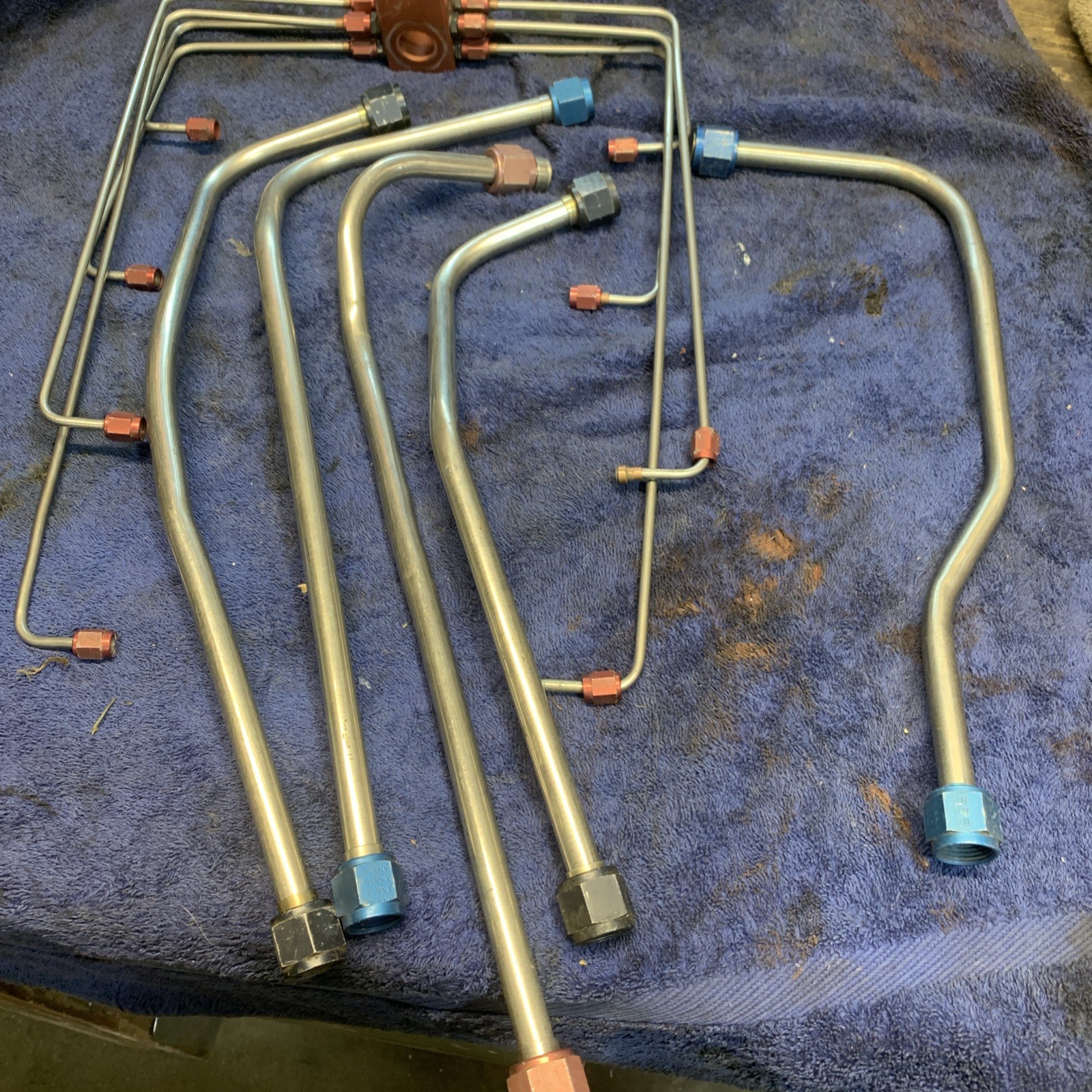 Assorted Lot of Fuel Injection Lines Assorted Lot of Fuel Injection Lines