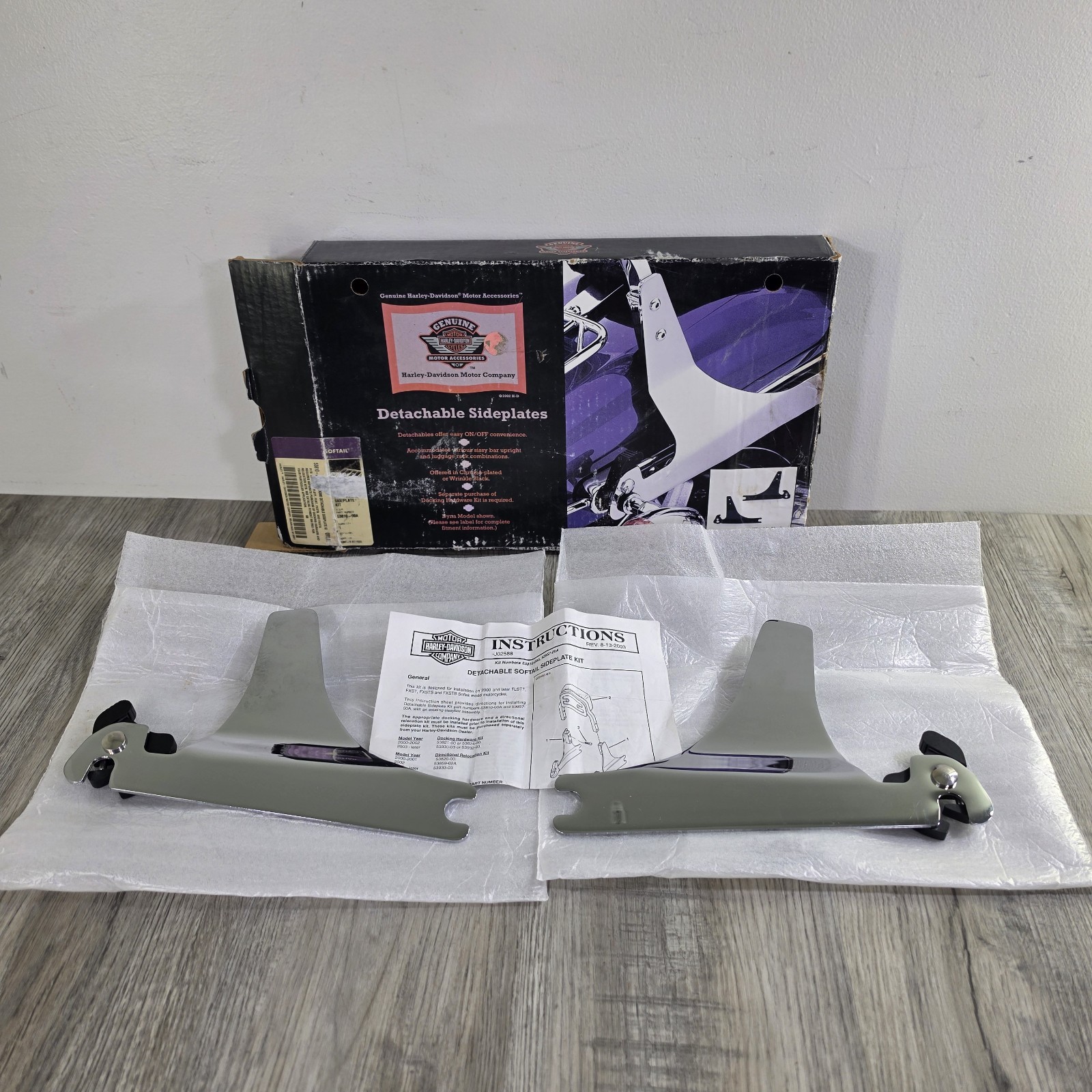 Genuine Detachable Harley Davidson Chrome Sideplates Pair Softtail 53810-00A New