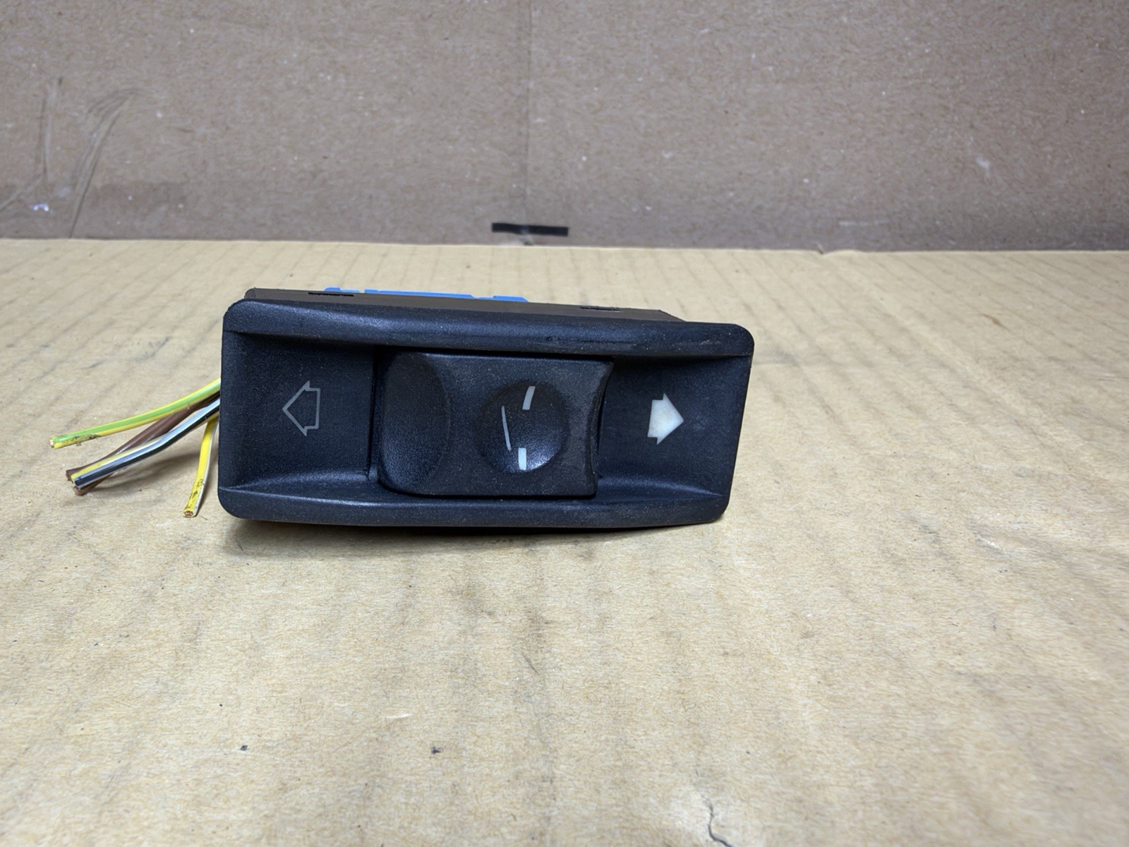 BMW E34 E32 E31 Sunroof Switch Genuine OEM Tested good BMW E34 E32 E31 Sunroof Switch Genuine OEM Tested good