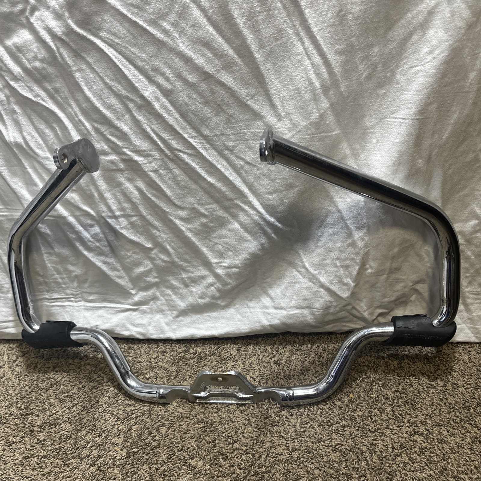 2018 - 2024 USED HARLEY DAVIDSON SOFTAIL MUSTACHE ENGINE GUARD CHROME 49000140
