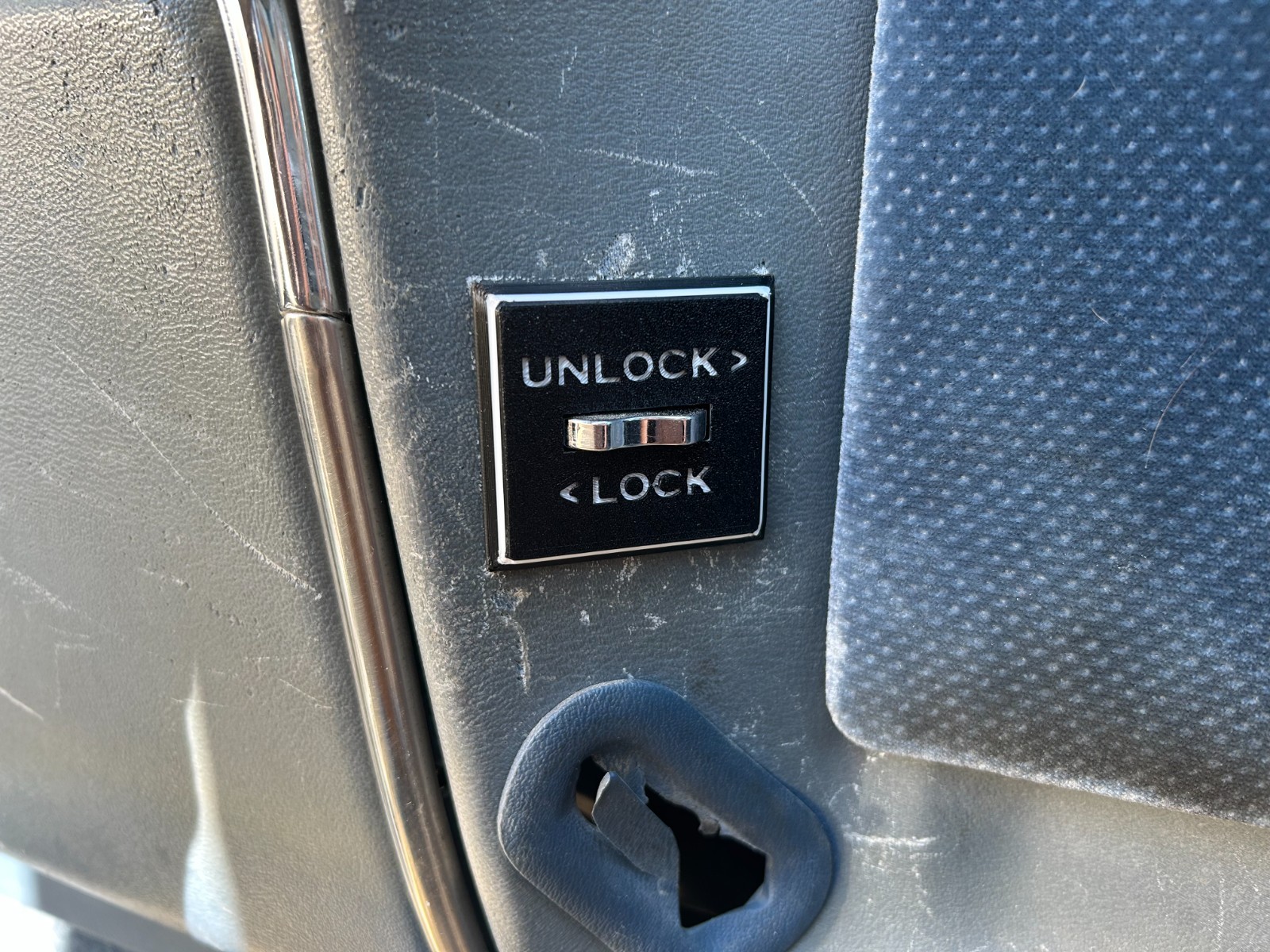 1980-1986 Ford F-Series Full Power Lock Switch Bezel (DRIVER+PASSENGER)