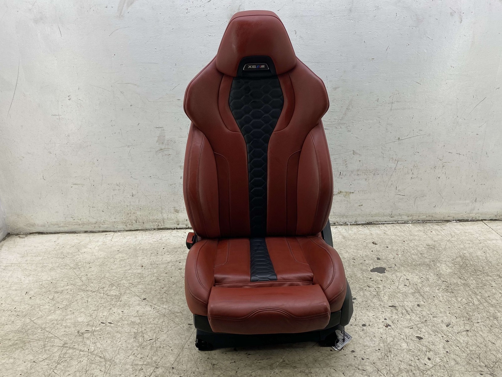2020-2025 BMW X6M F96 FRONT LEFT DRIVER LEATHER BUCKET SEAT ASSEMBLY UNIT OEM