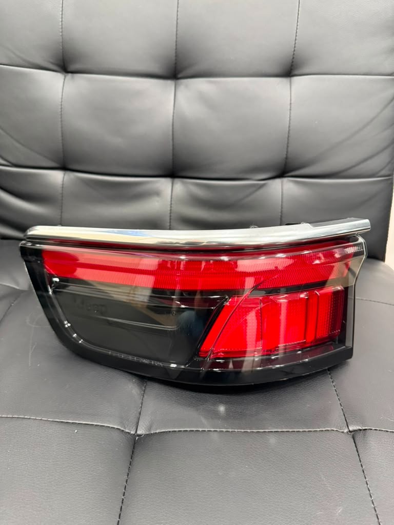 2022-2024 Jeep Wagoneer Rear Left Driver Side Taillight, ID P68342259AB 2022-2024 Jeep Wagoneer Rear Left Driver Side Taillight, ID P68342259AB