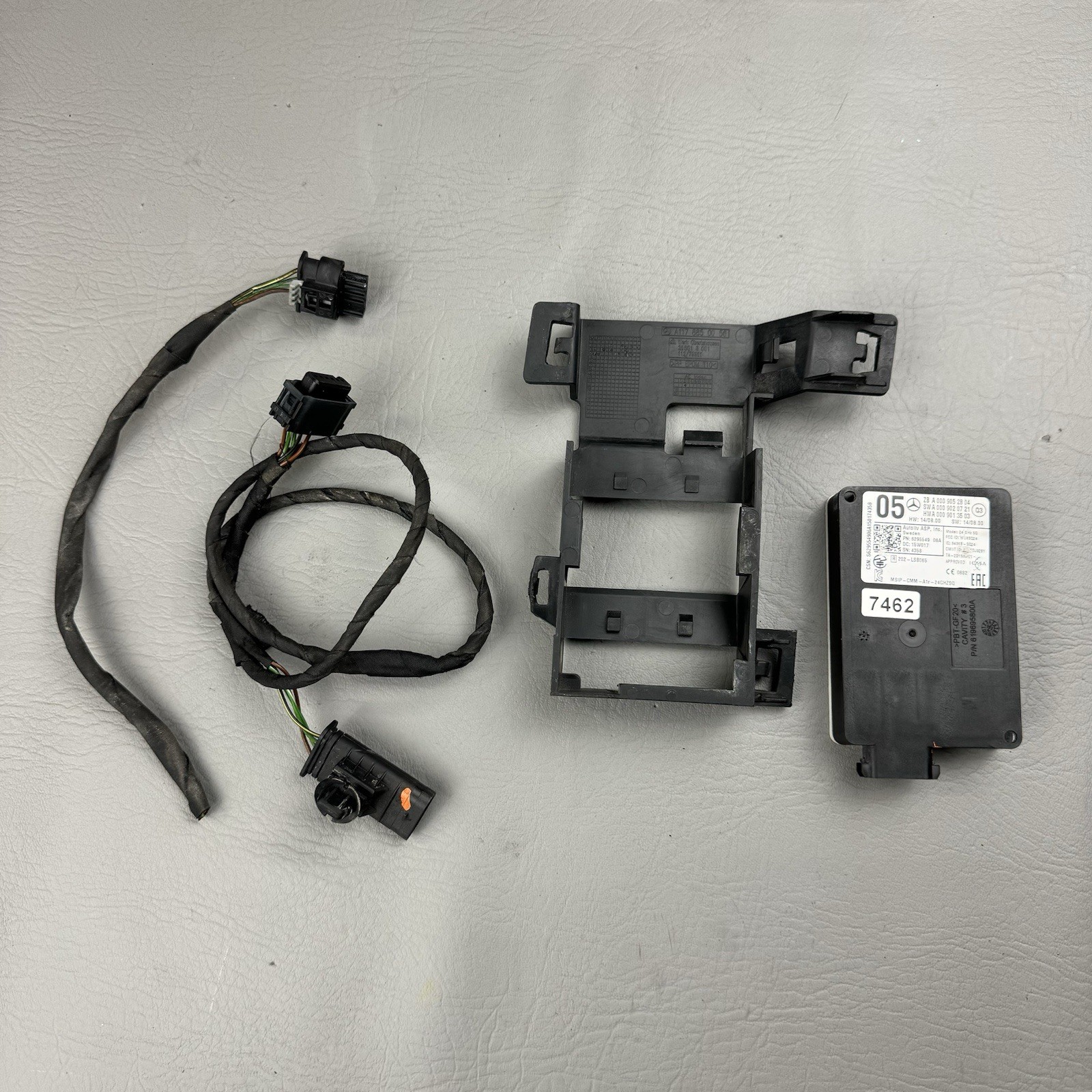 2014-2016 MERCEDES CLA250 FRONT DISTANCE RADAR SENSOR MODULE WIRING HARNESS OEM 2014-2016 MERCEDES CLA250 FRONT DISTANCE RADAR SENSOR MODULE WIRING HARNESS OEM