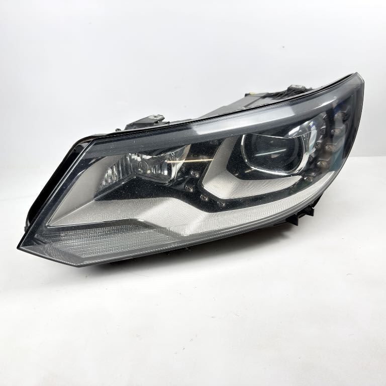 12-17 Volkswagen TIGUAN LED HID Xenon Headlight Driver Side