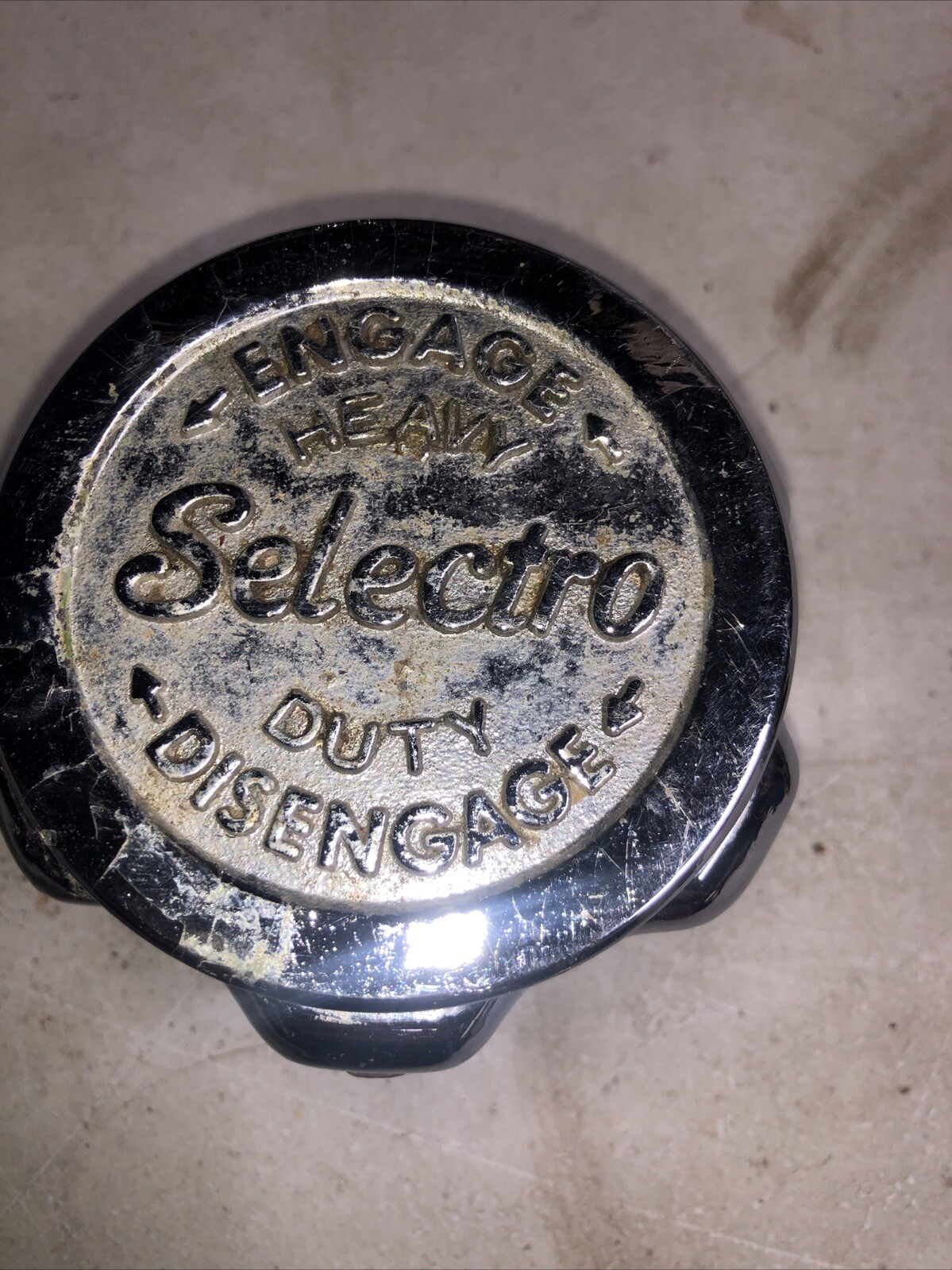 Vintage Selectro Heavy Duty Chrome Locking Hub Only.