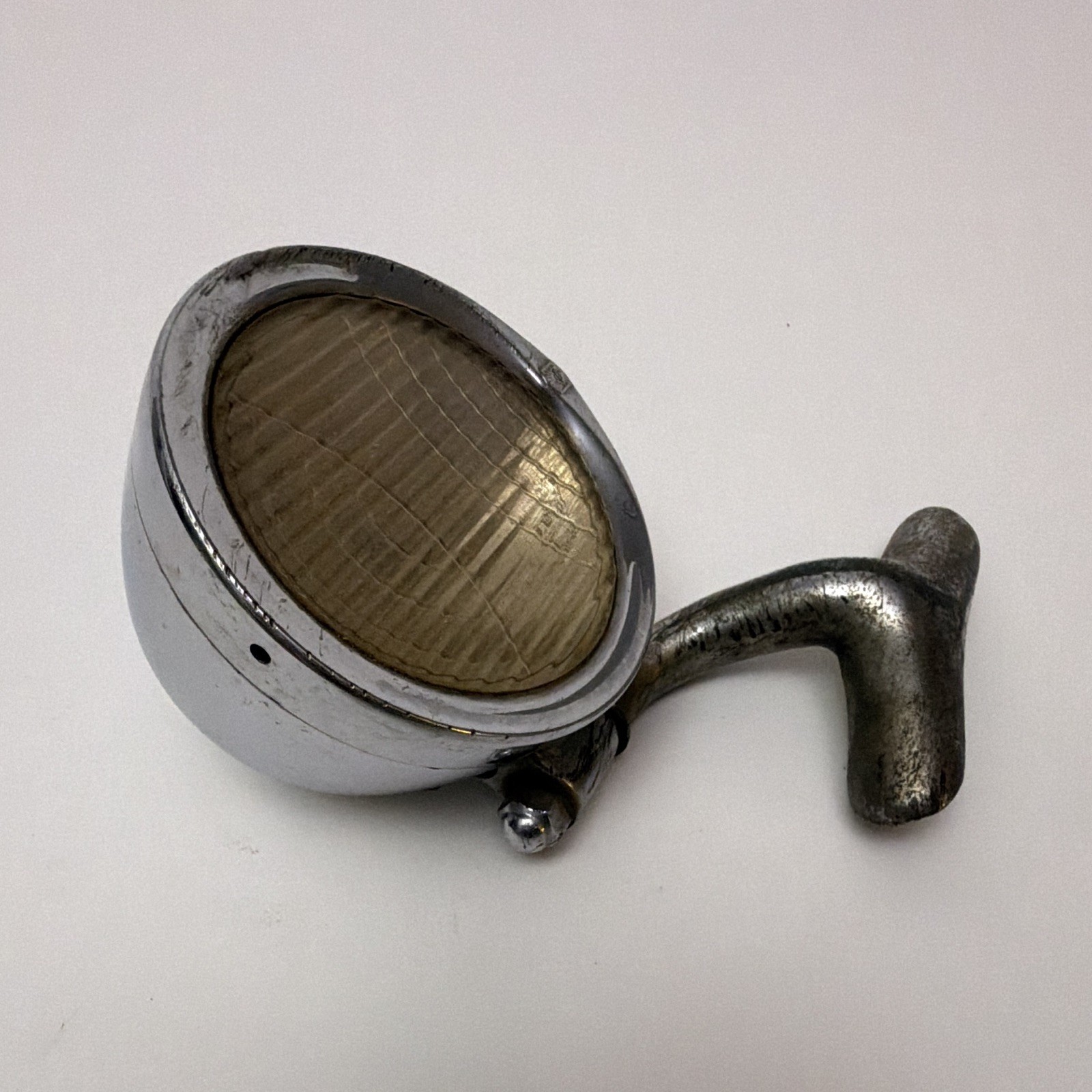 Nash vintage 1929–1931 or Chrysler, Dodge cowl light luxury-style