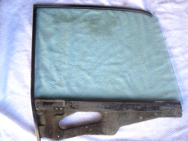1964 1965 Lincoln Continental Door Glass Right Front Tinted Nice Original 1964 1965 Lincoln Continental Door Glass Right Front Tinted Nice Original