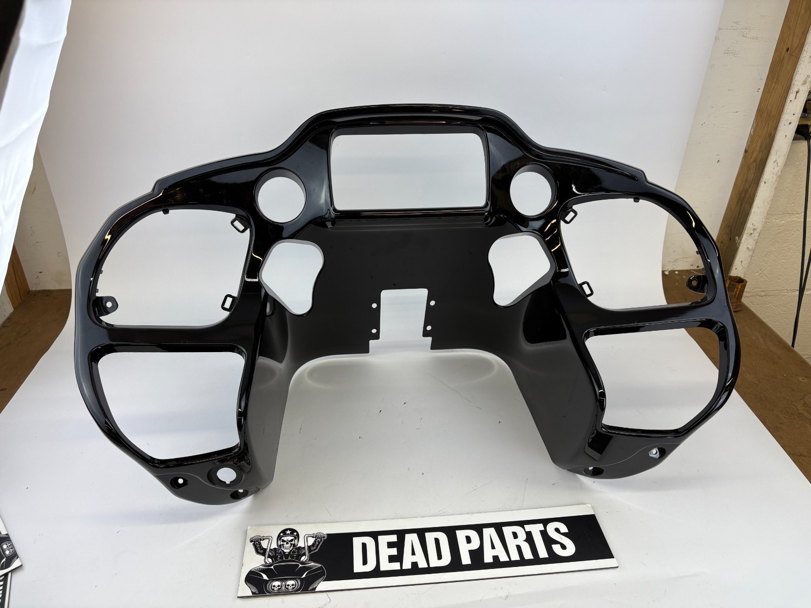 Harley nice OEM vivid black 14-23 FLTR Roadglide inner fairing 57000305