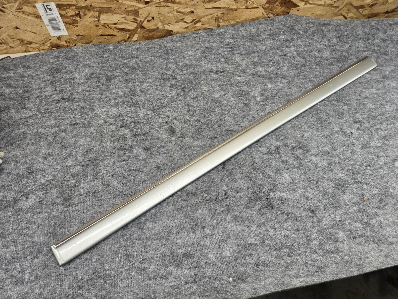 TOYOTA AVALON 95-99 EXTERIOR DOOR MOLDING TRIM FRONT LEFT DRIVER OEM