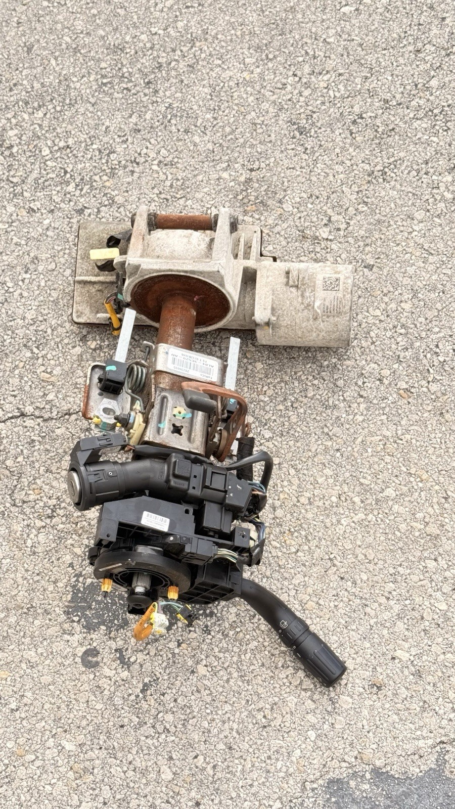 2008-2012 Ford Escape Steering Column Floor Shift, (tilt wheel) OEM 2008-2012 Ford Escape Steering Column Floor Shift, (tilt wheel) OEM