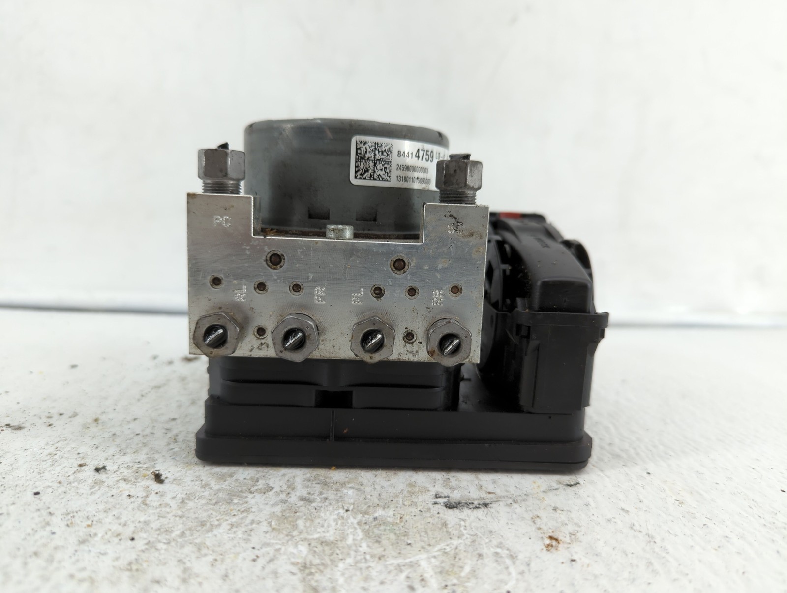 2018-2019 Chevrolet Equinox Abs Pump Control Module KJM97 2018-2019 Chevrolet Equinox Abs Pump Control Module KJM97