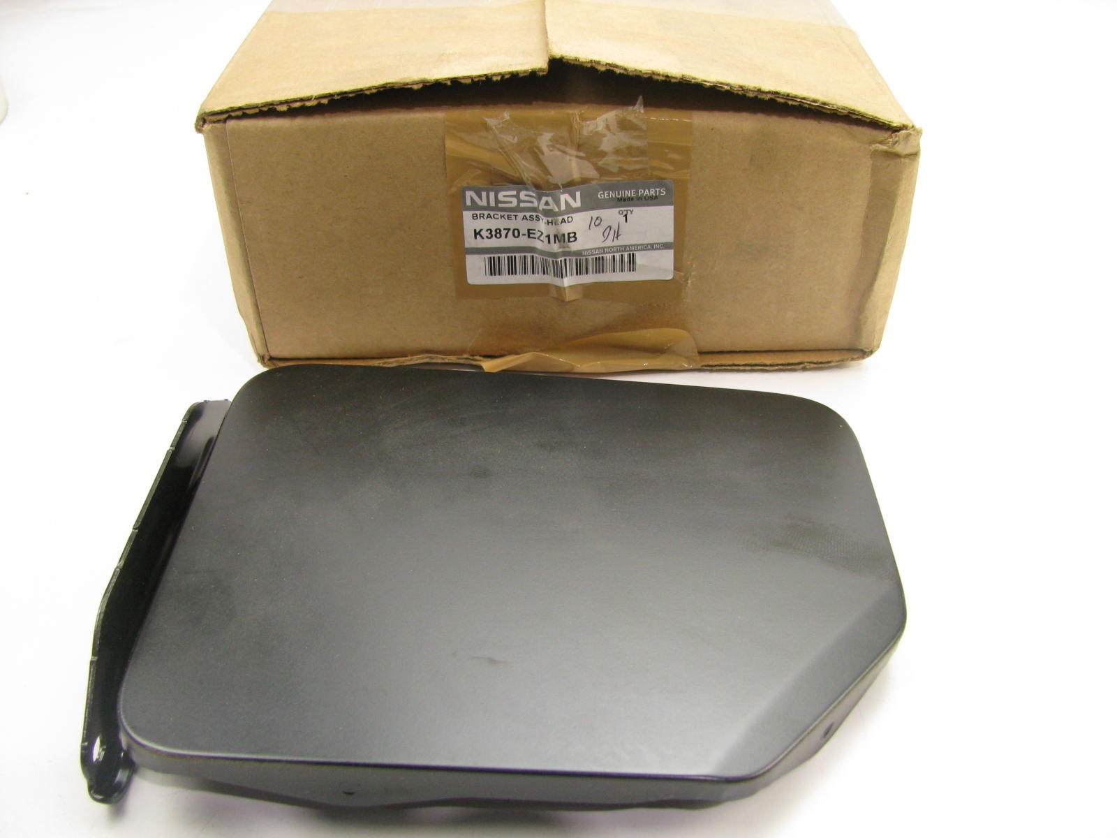 NEW - OEM  K3870-EZ1MB Fuel Lid Gas Door For 2017-2019 Nissan Titan