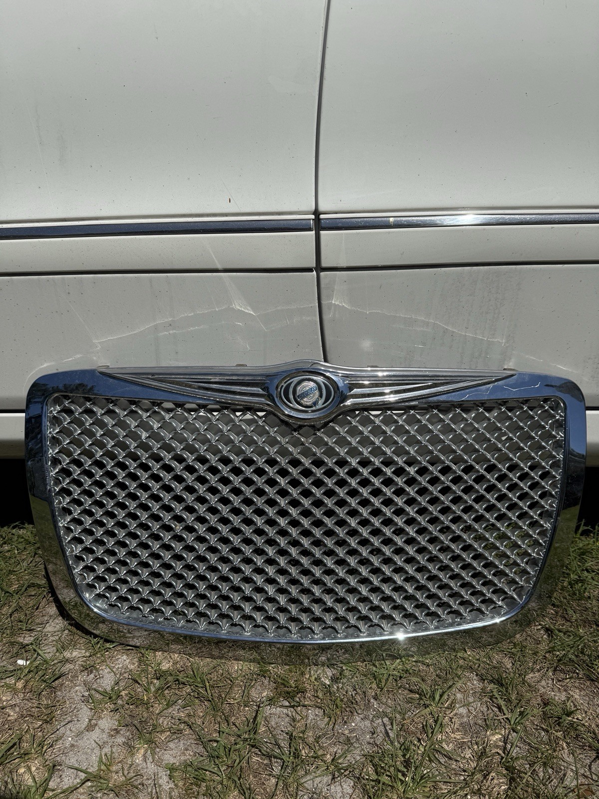 2005-2010 Chrysler 300 300C Real Dub Edition Metal Grille E&G CLASSIC MESH Style