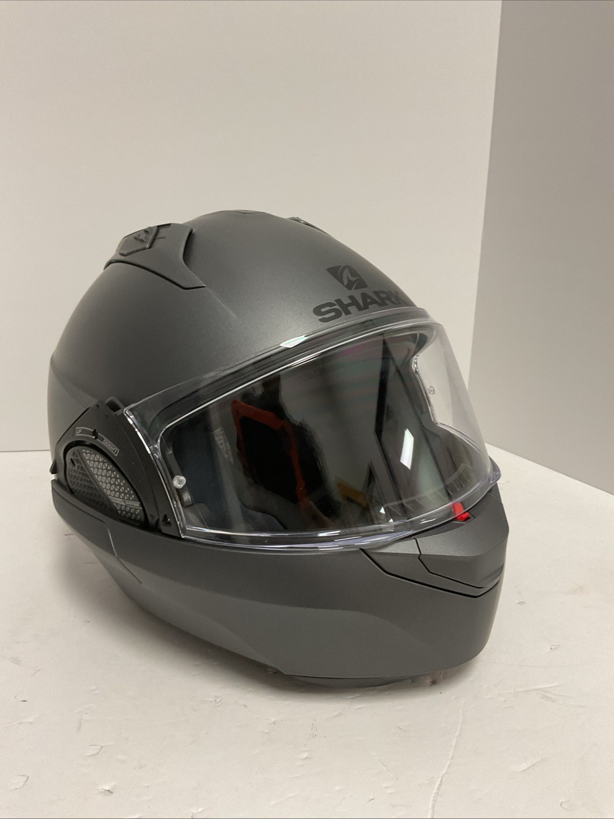 Shark EVO GT Helmet Matte Grey Large . DAMAGED