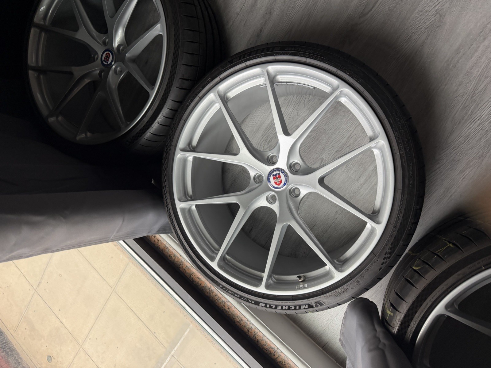 HRE P101 22in 5x120