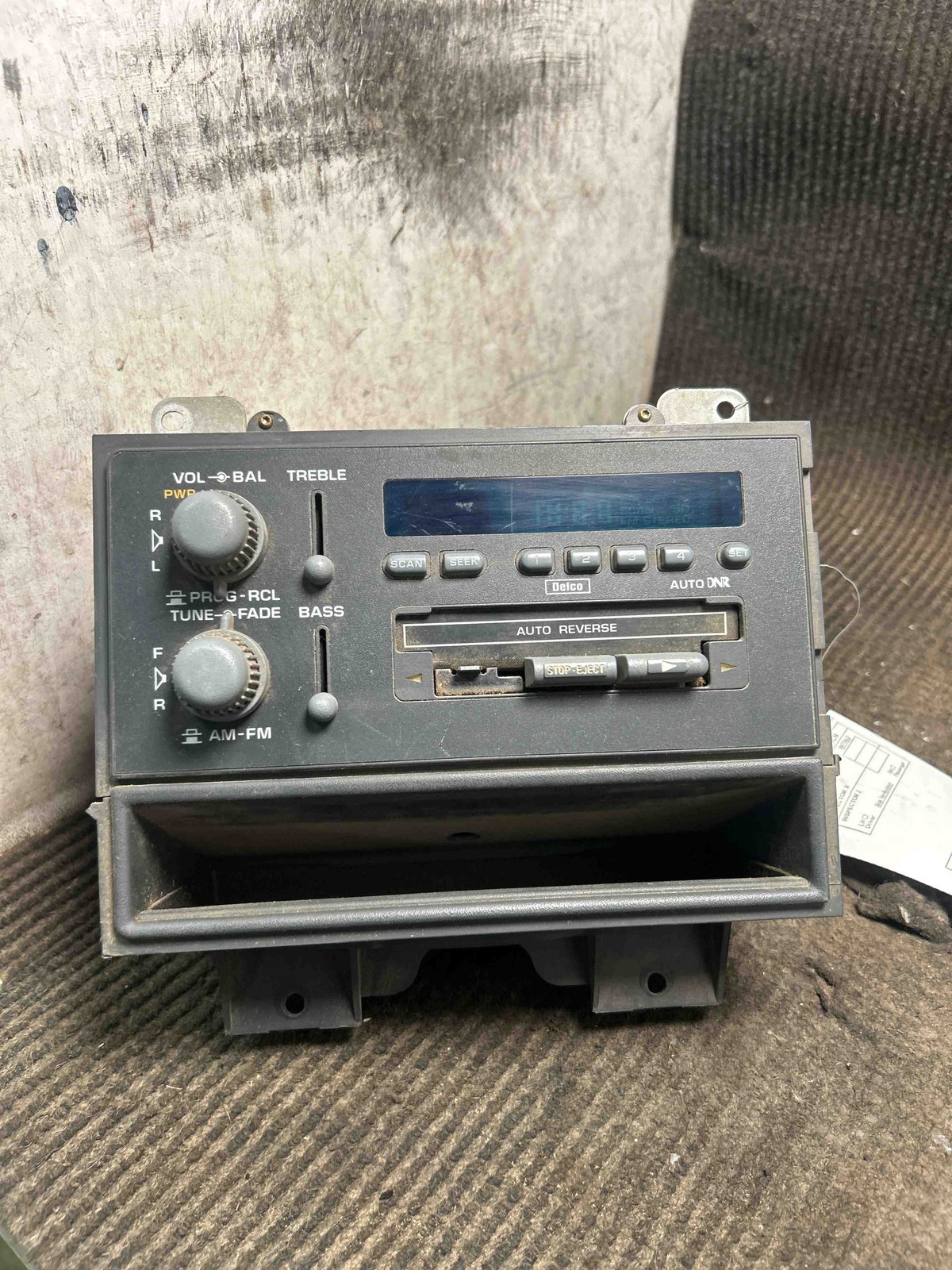 Fits 1994-97 S10/SONOMA Truck Radio OEM:16194955