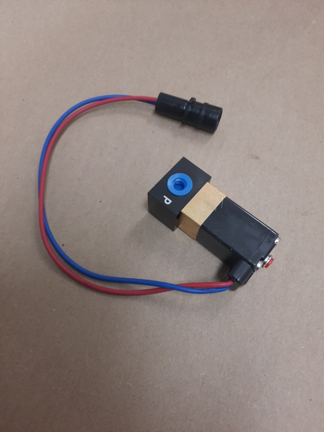 FMTV LMTV 24V SOLENOID FAN CLUTCH 12417630 4810-01-375-3510 FMTV LMTV 24V SOLENOID FAN CLUTCH 12417630 4810-01-375-3510