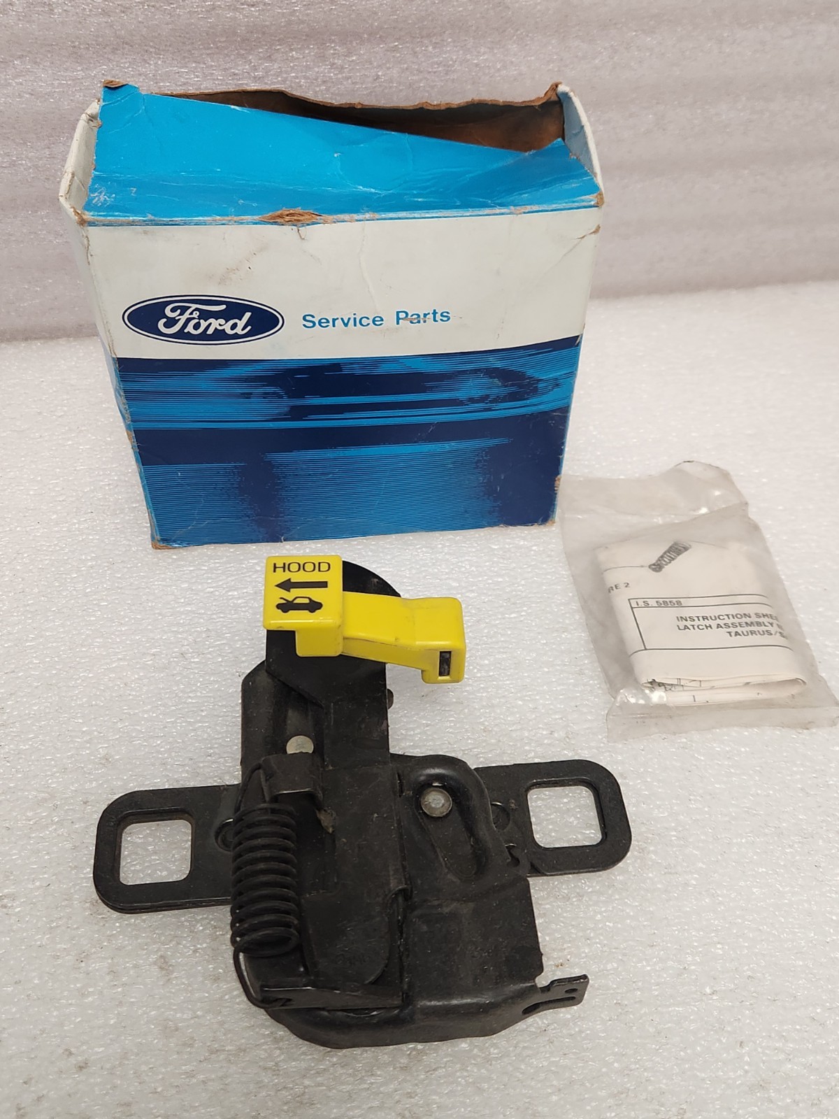 NEW NOS OEM 1996 1997 1998 GENUINE FORD MUSTANG V6 GT COBRA HOOD RELEASE LATCH NEW NOS OEM 1996 1997 1998 GENUINE FORD MUSTANG V6 GT COBRA HOOD RELEASE LATCH
