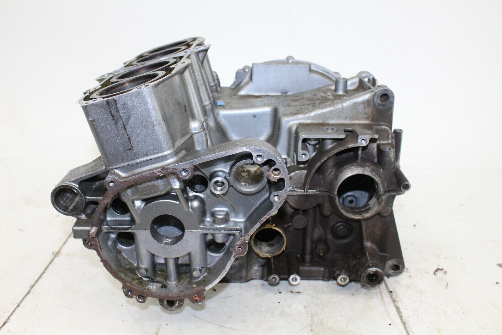 1994-1997 KAWASAKI ZX6R ZX-6R ENGINE MOTOR BLOCK CASE CRANKCASE UPPER LOWER