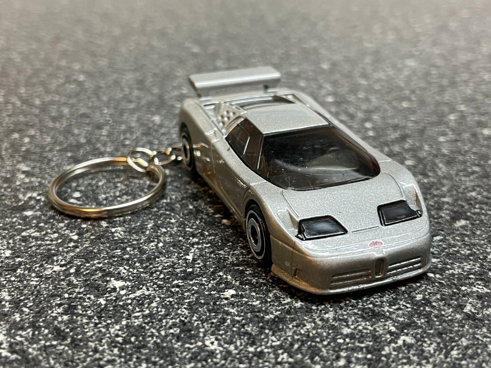 Bugatti EB110 Keychain Silver Hot Wheels Matchbox 1994 Bugatti EB110 Keychain Silver Hot Wheels Matchbox 1994