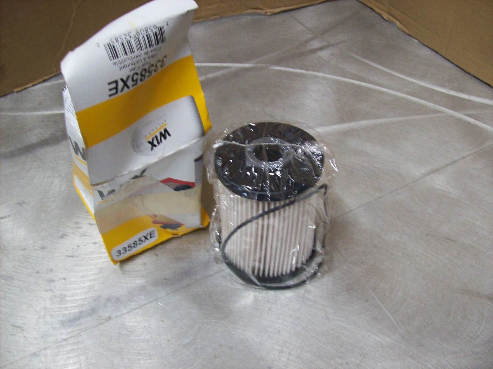 Wix Genuine NOS Fuel Filter 33585XE