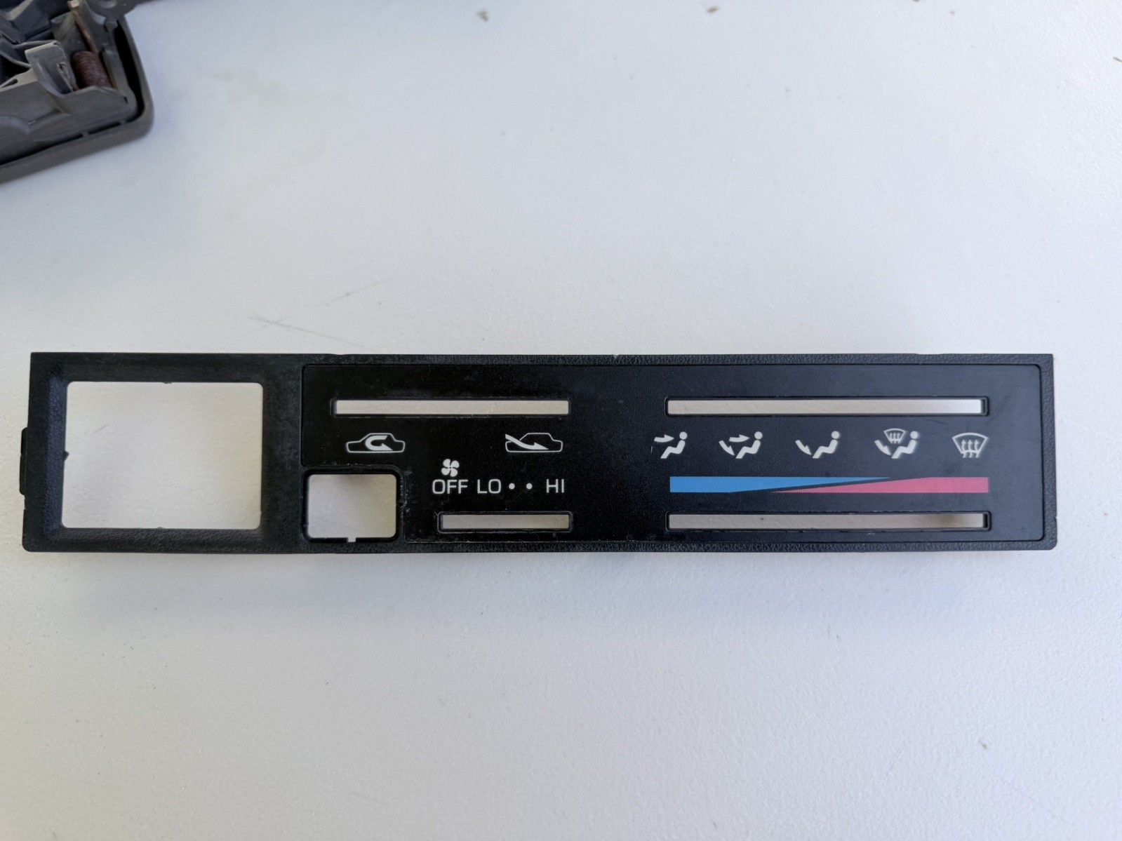 89-95 Toyota Pickup Truck 4Runner HEATER AC FACE PLATE BEZEL CLIMATE CONTROL #1