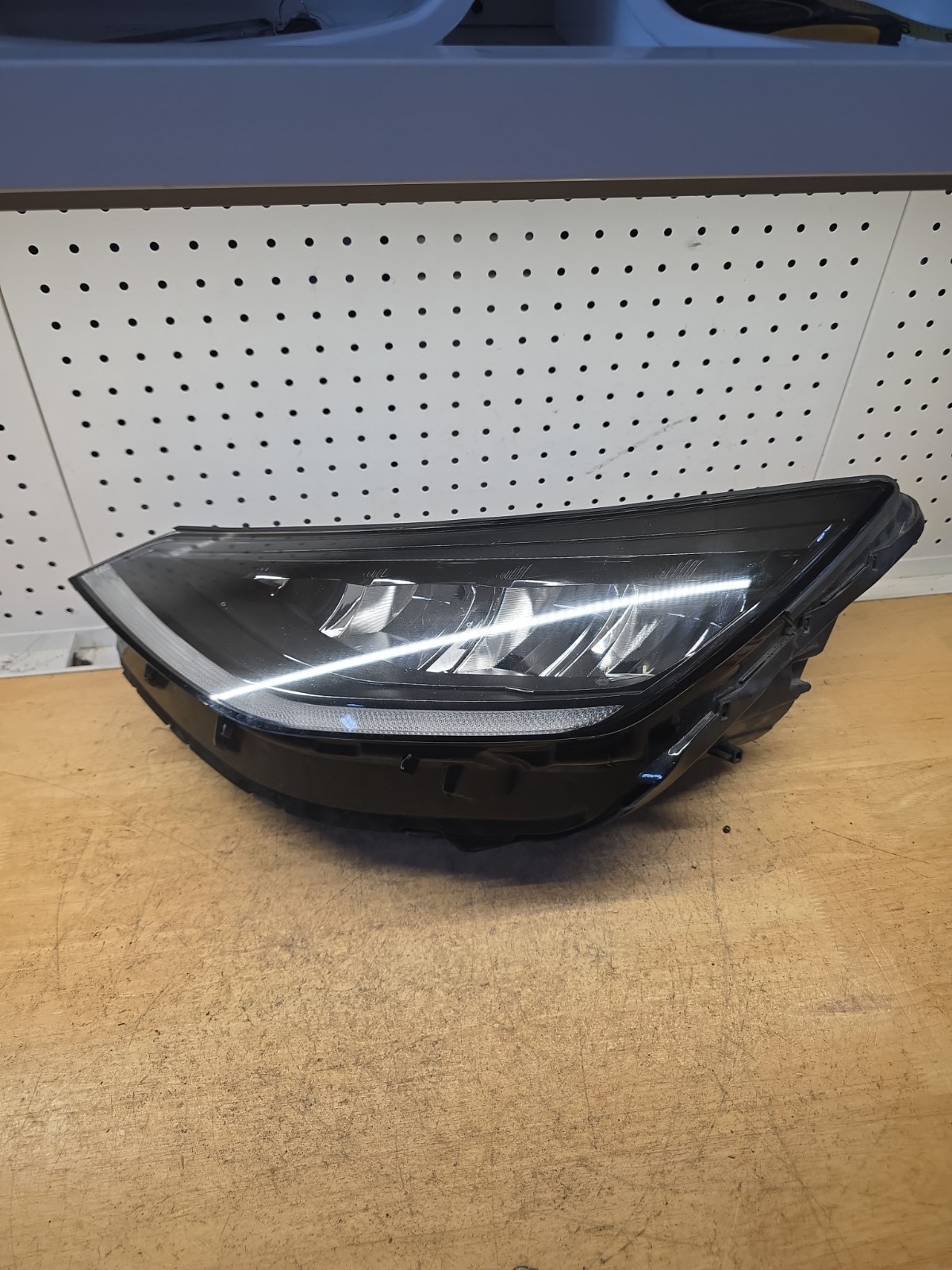 2020-2023 HYUNDAI SONATA Left Driver Side Headlight Full LED REFLECTOR 325E OEM 2020-2023 HYUNDAI SONATA Left Driver Side Headlight Full LED REFLECTOR 325E OEM